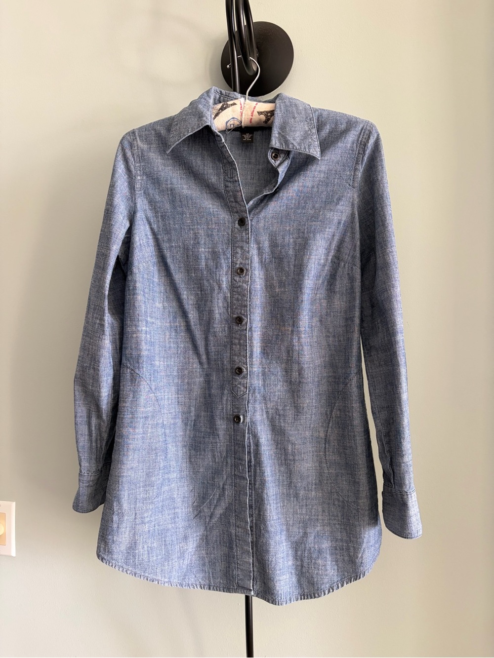 INC (INTERNATIONAL CONCEPTS)
LONG SLEEVE DENIM SHIRT/BLAZER